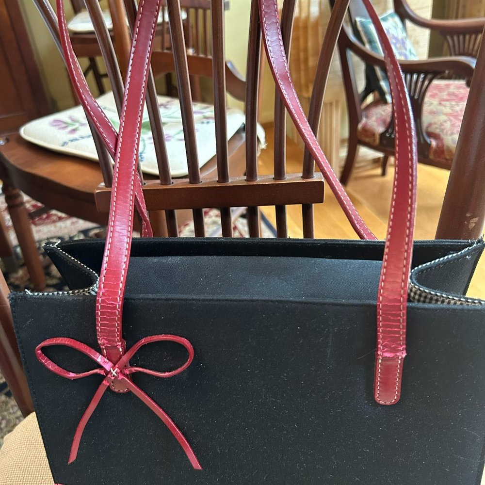 Purses - Picture 5 of 11